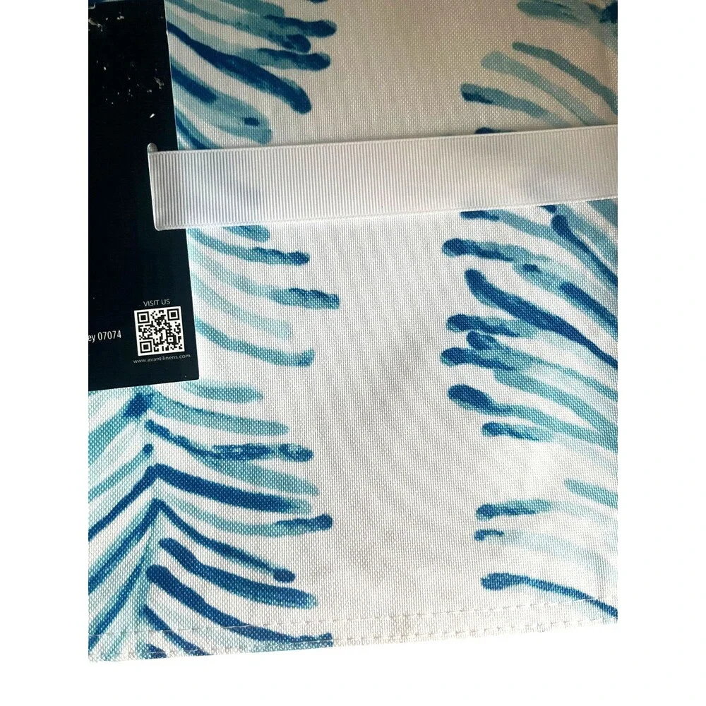 Izod Placemats Set of 4 Seagrass Stripe Indoor Outdoor Reversible Summer 13x19